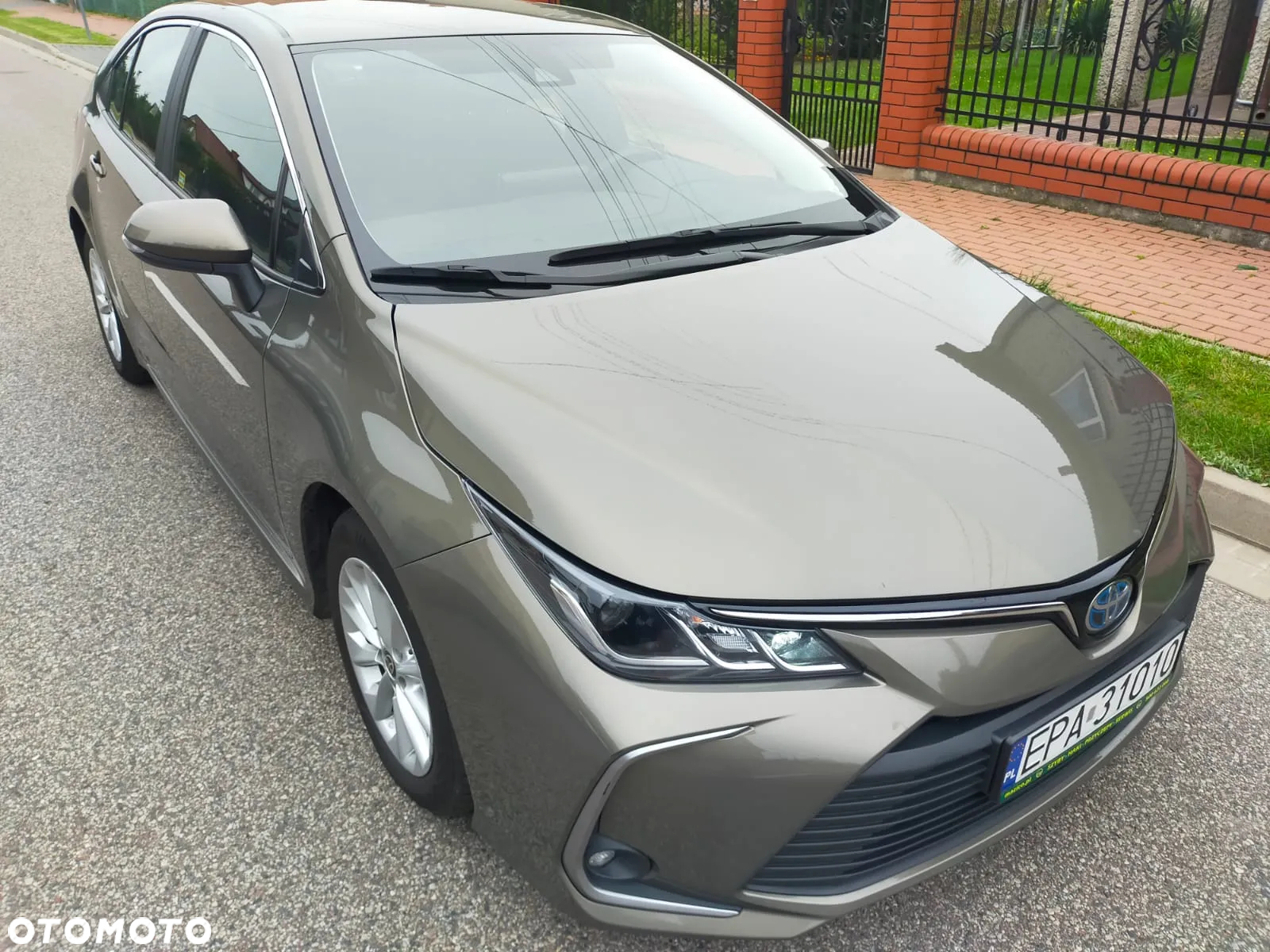 Toyota Corolla - 4