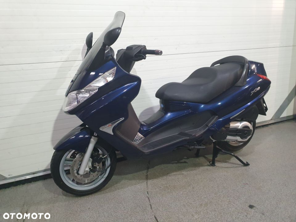 Piaggio X8 - 5
