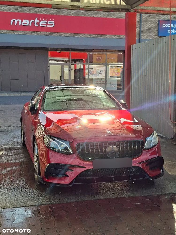 Mercedes-Benz Klasa E 400 4-Matic 9G-TRONIC - 5
