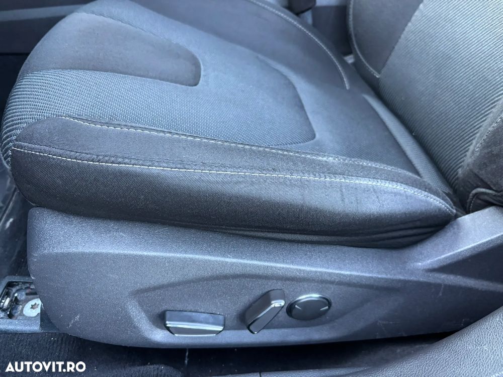 Ford Mondeo 2.0 EcoBoost Titanium - 19