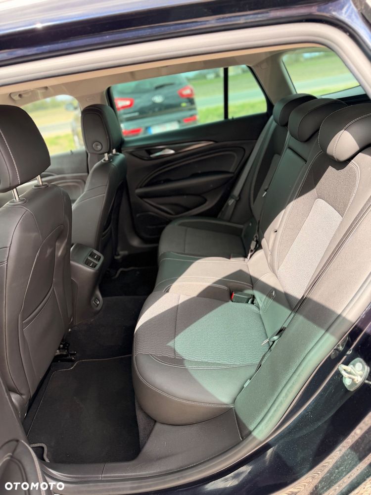 Opel Insignia 2.0 CDTI Executive - 23