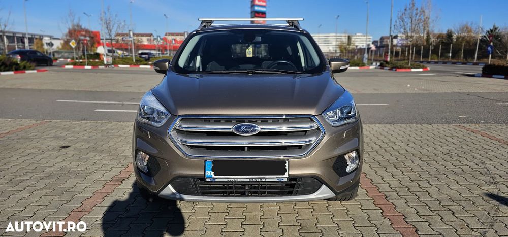 Ford Kuga - 2