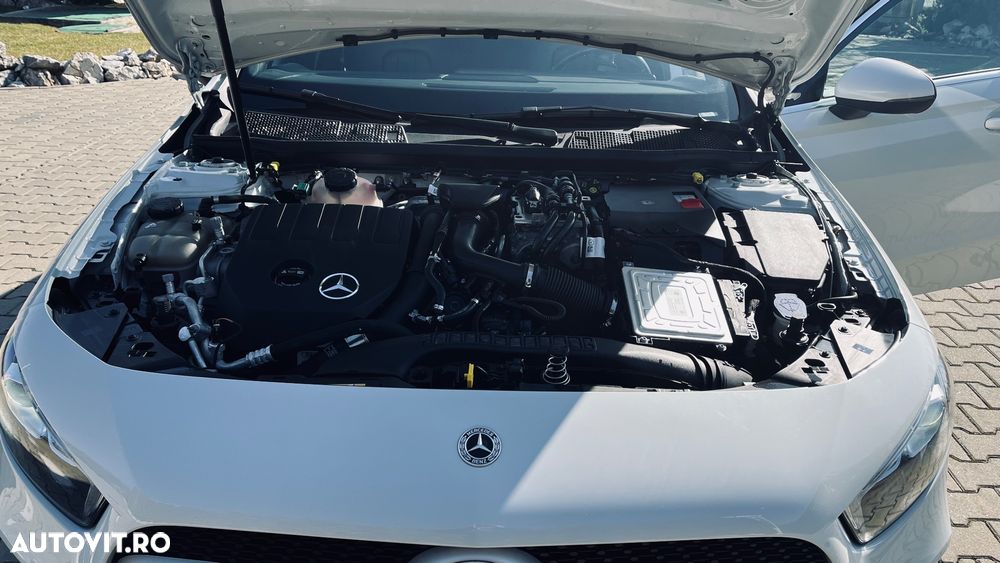 Mercedes-Benz A 250 e Sedan Aut. - 31