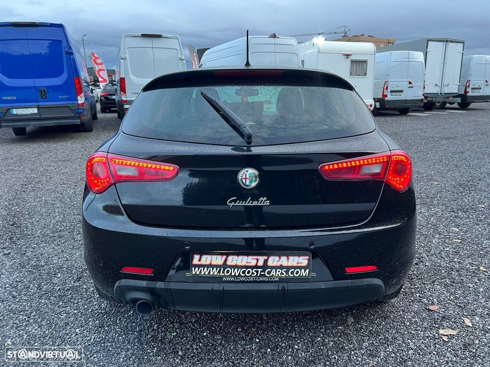 Alfa Romeo Giulietta 1.6 JTDM Distinctive - 11
