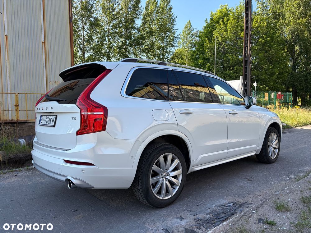 Volvo XC 90 - 5