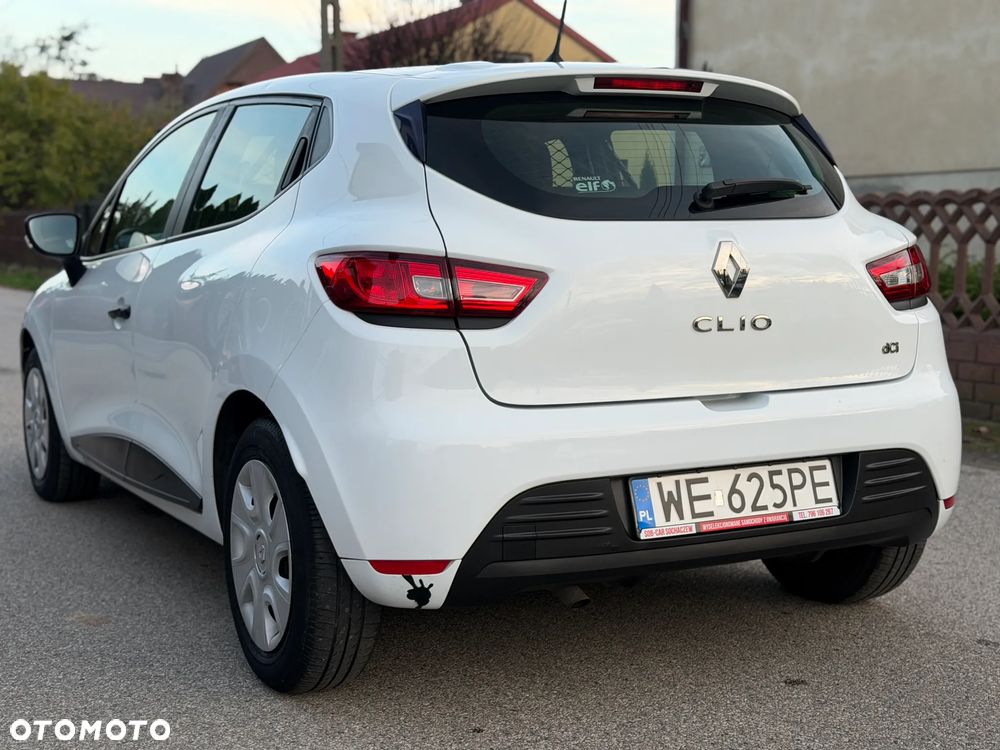 Renault CLIO - 6