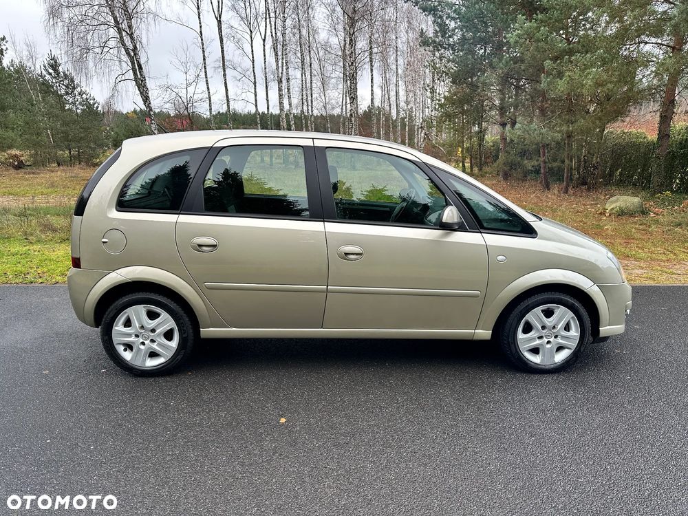 Opel Meriva 1.6 16V Cosmo - 6