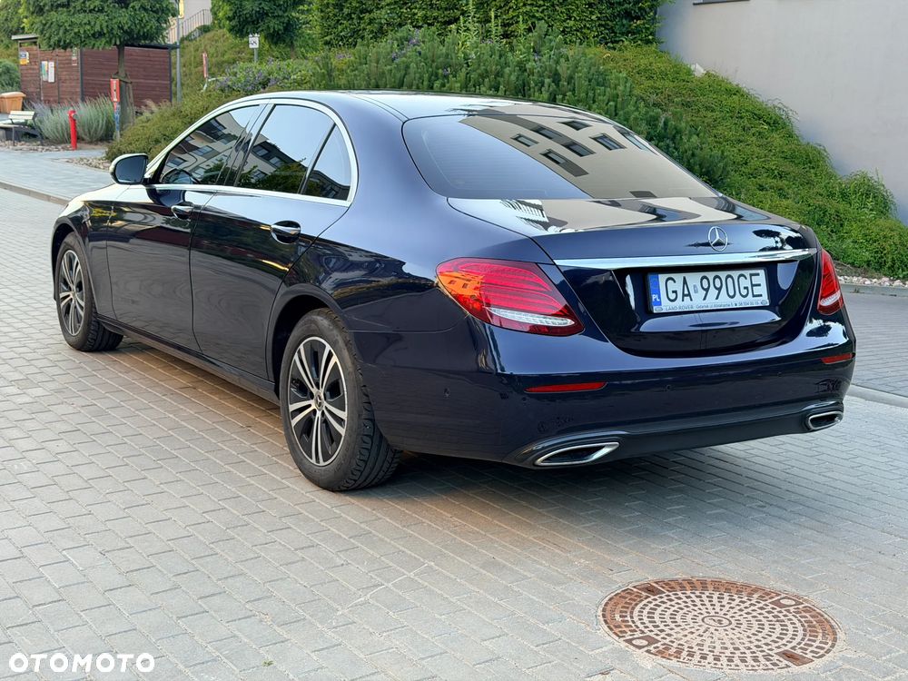 Mercedes-Benz Klasa E 220 d 4-Matic Avantgarde - 6