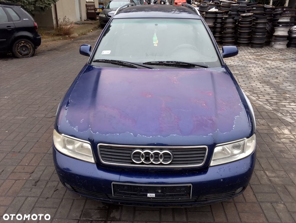Audi A4 B5 FL (97-01r.) 2.4 B 164KM. Silnik ARJ Skrzynia EAE lakier LZ5K / 5J Nagłośnienie BOSE. Cały na części. GWARANCJA !!!  Przód Tył Zestaw Komplet Drzwi Klapa Zderzak Błotnik Maska Grill Atrapa Szyba Pas Lampa Lusterko Boczki Fotel Kanapa Kokpit Deska Rozdzielcza Przełącznik Włącznik Sterownik Przewody Wiązka Instalacja Moduł Komputer Czujnik Listwa Pompa Alternator Wtryski Głowica Rozrusznik Kompresor Sprzęgło Dwumas Silnik Skrzynia ABS Klimatyzacji Paliwa Wspomagania Kolektor Turbina Przepustnica Zawór Chłodnica Koło Hak Belka Sanki Zawieszenie Mcpherson Półoś Amortyzator Wydech Tłumik Zacisk Most - 2