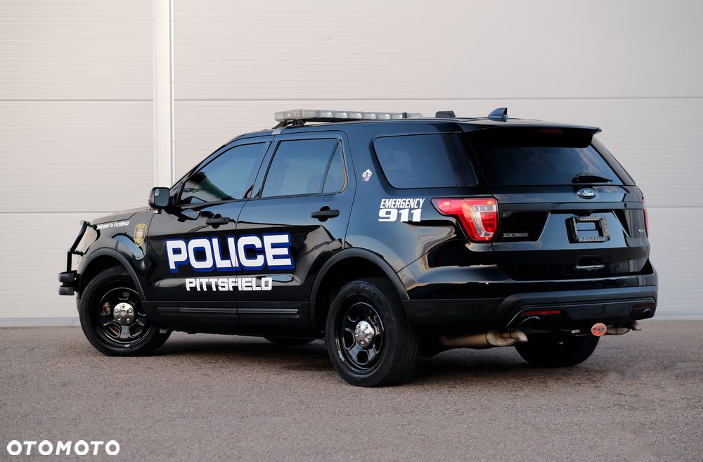 Ford Explorer - 10
