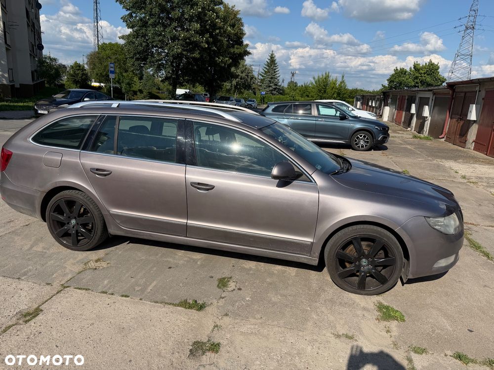 Skoda Superb 2.0 TDI Comfort DSG - 3
