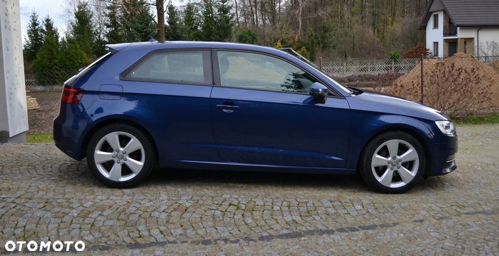 Audi A3 3-drzwiowe 2.0 TDI Ambition - 4