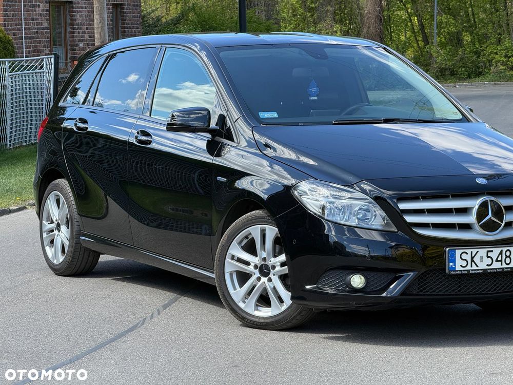 Mercedes-Benz Klasa B 180 CDI (BlueEFFICIENCY) - 2