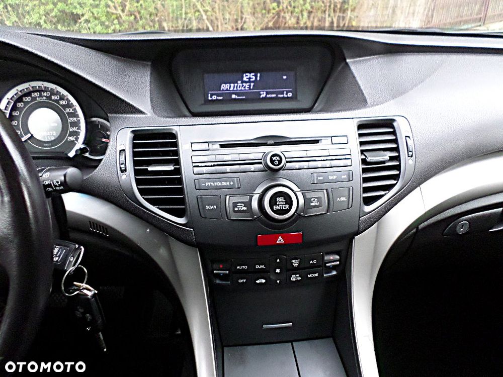 Honda Accord 2.0 Elegance Advantage - 9