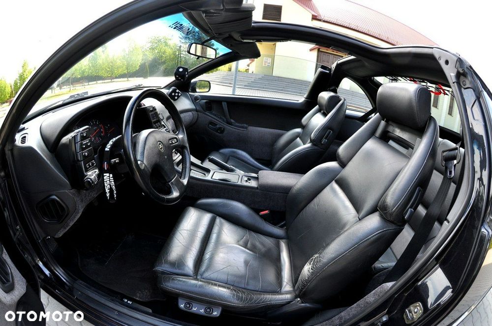 Nissan 300 ZX - 13