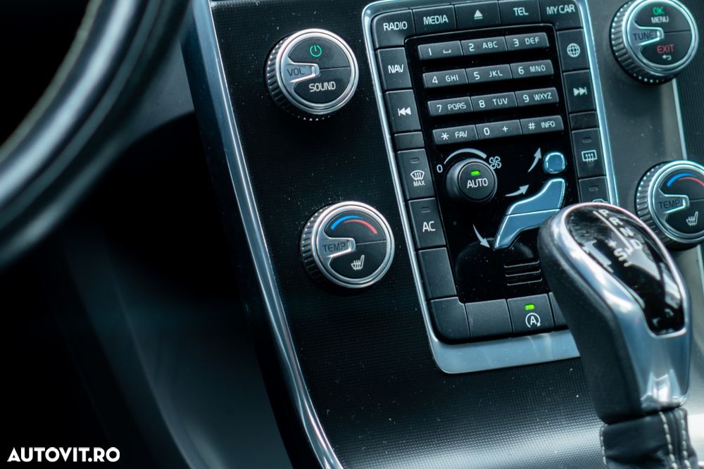 Volvo S60 D4 VEA Start-Stop R-Design - 12