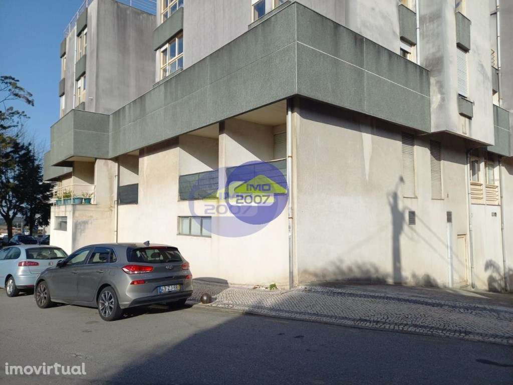 Loja Centro de Cortegaça - Grande imagem: 4/25