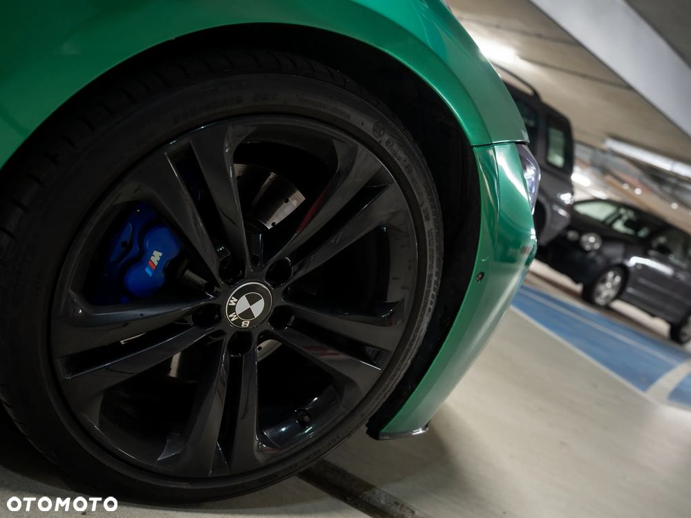 BMW Seria 3 335i Sport Line - 9