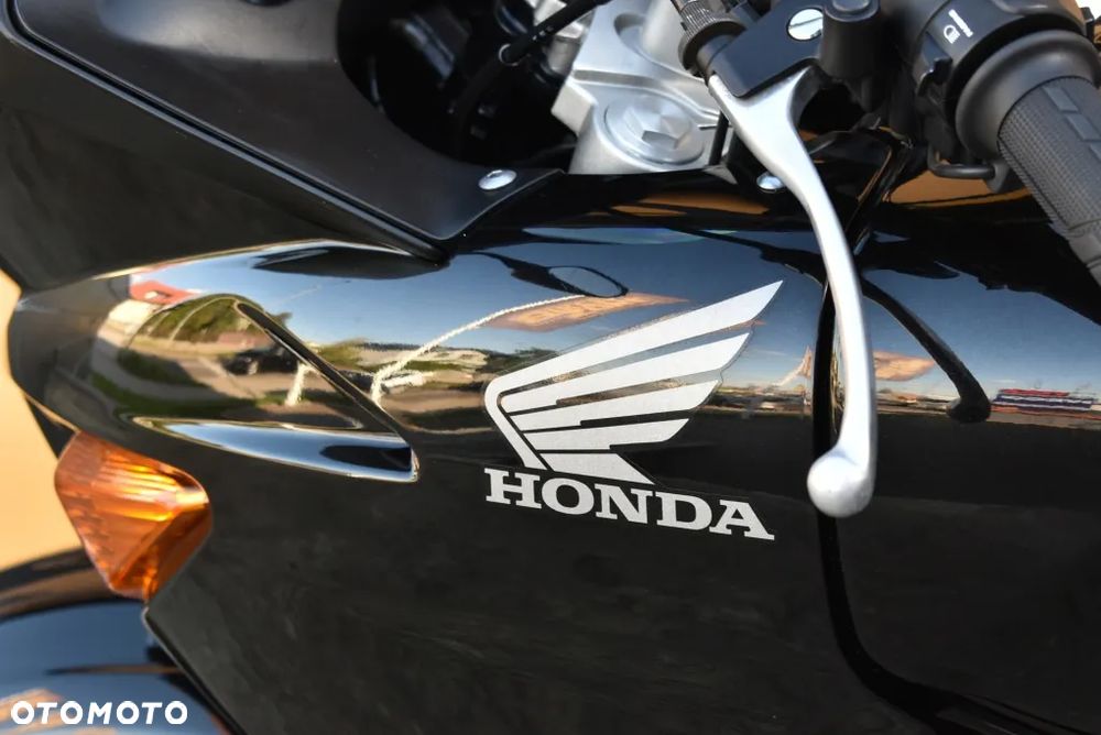 Honda CBF - 20
