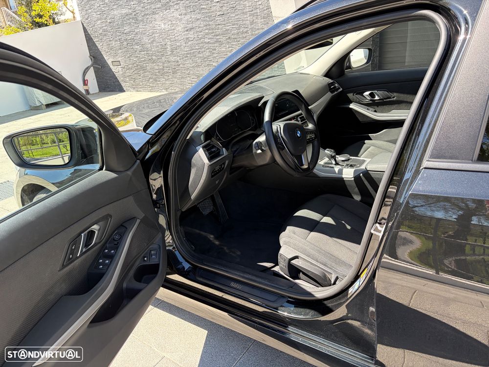 BMW 330 e Corporate Edition Auto - 10