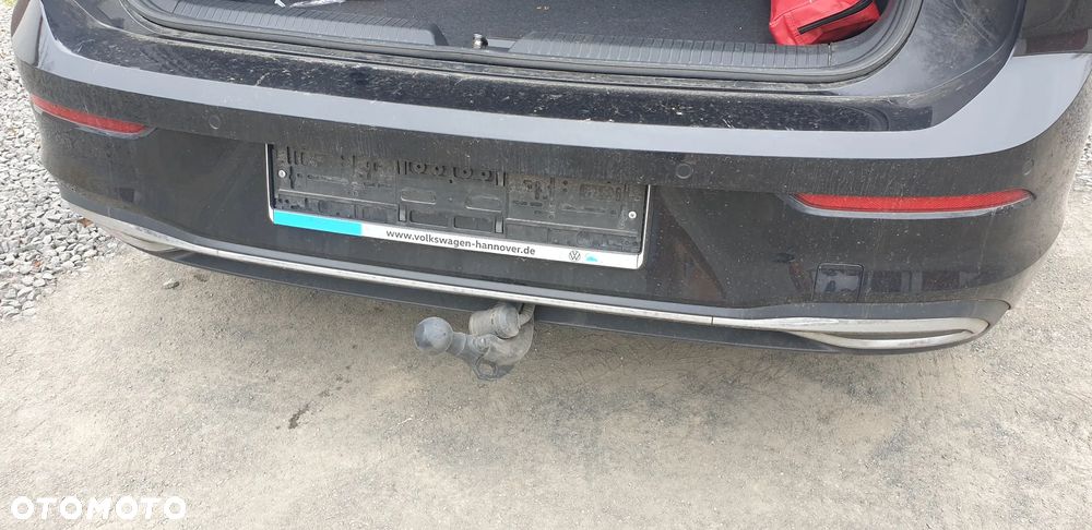 Volkswagen Golf 2.0 TSI OPF DSG Style - 27