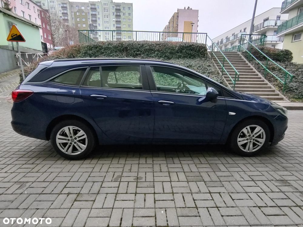 Opel Astra 1.6 CDTI Enjoy - 6