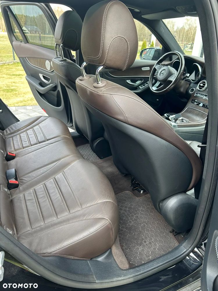 Mercedes-Benz GLC - 13