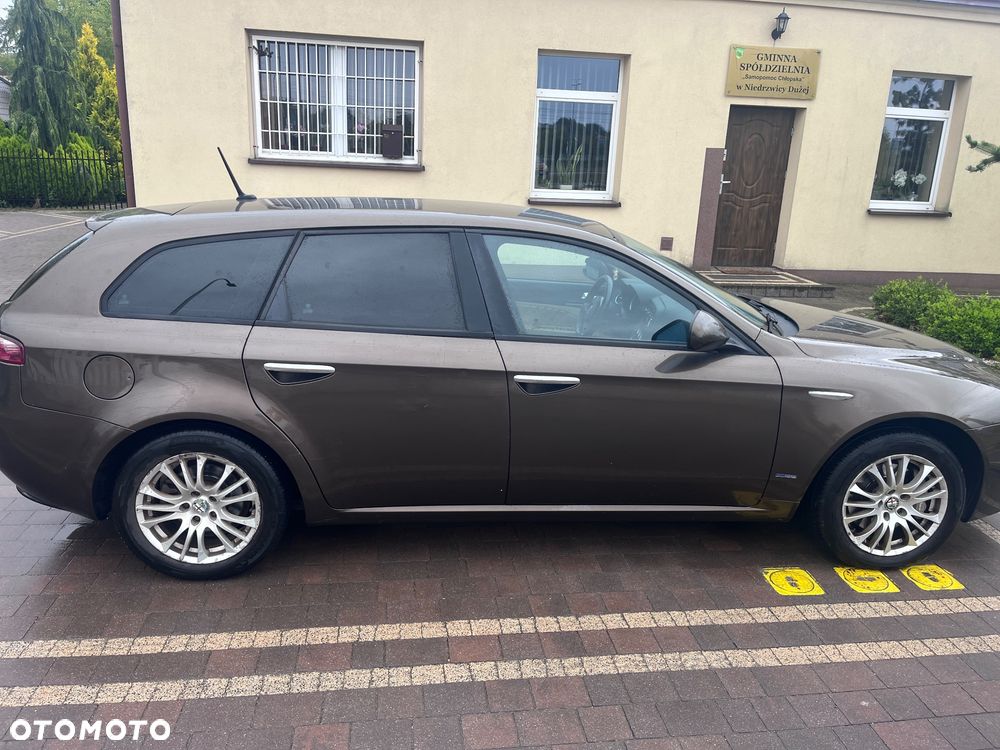 Alfa Romeo 159 - 8