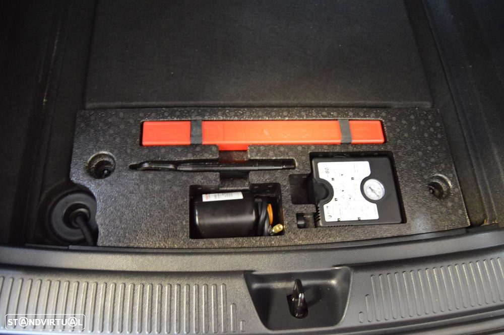 MG MG4 51 kWh Standard - 26