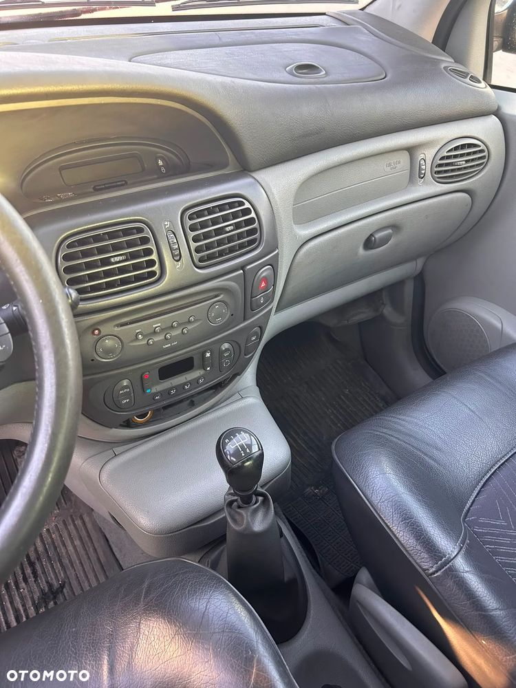 Renault Scenic 1.6 16V Alize - 5