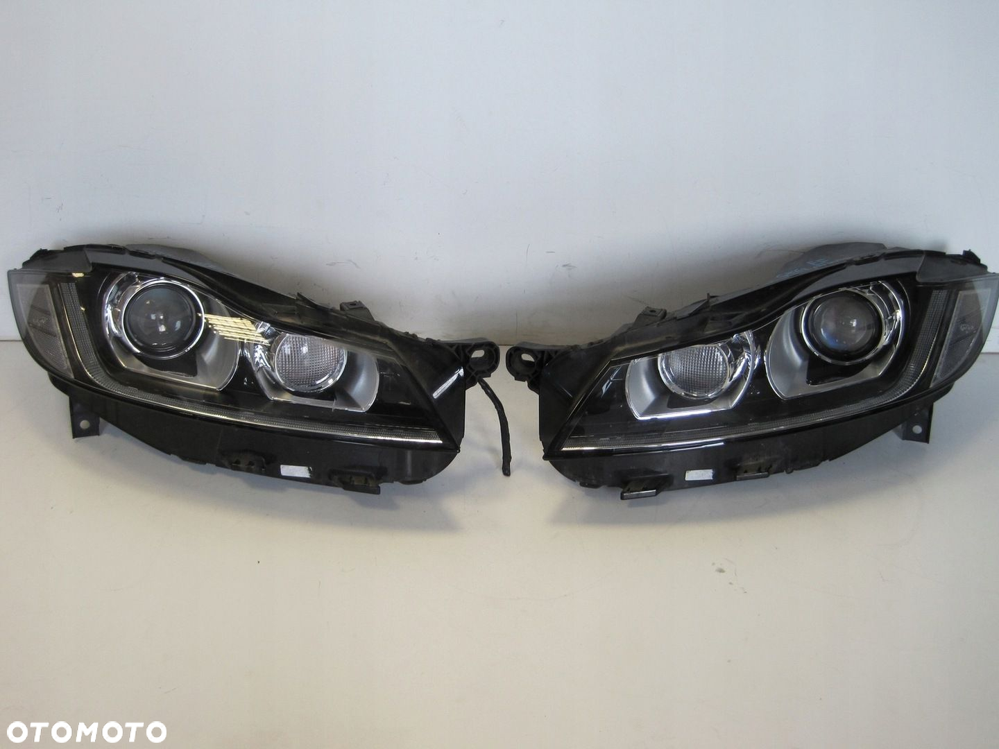 Lampa BIXENON JAGUAR F PACE XF PRAWA LEWA GX63-13W029-EF GX63-13W030-EF - 2