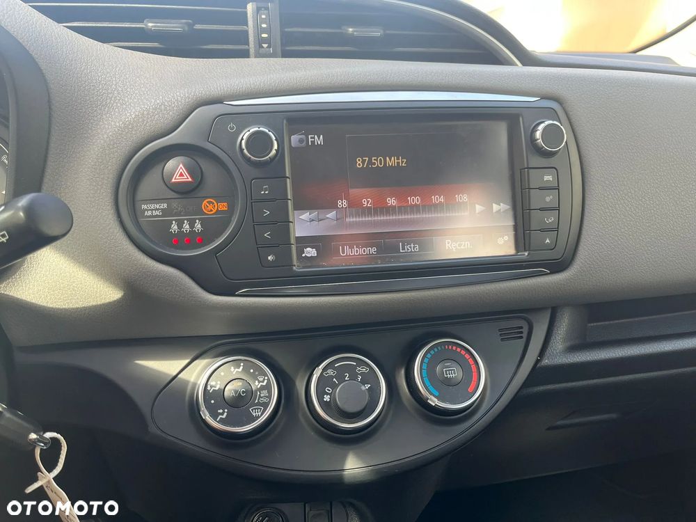Toyota Yaris 1.0 VVT-i - 19