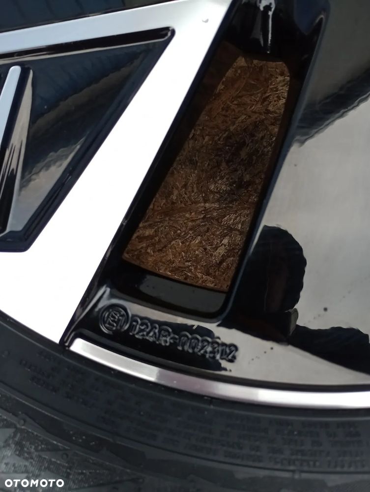 KOŁA ZIMOWE ALUMINIOWE OMODA 5x108 R18 ET33 7J  NOKIAN TYRES SNOWPROOF 2 SUV 215/55 R18 99V XL - 17