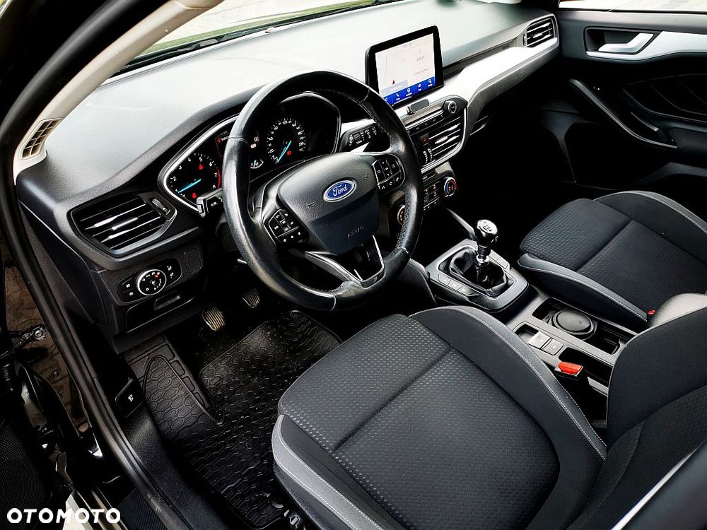 Ford Focus - 11