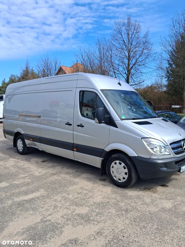 Mercedes-Benz Sprinter - 8