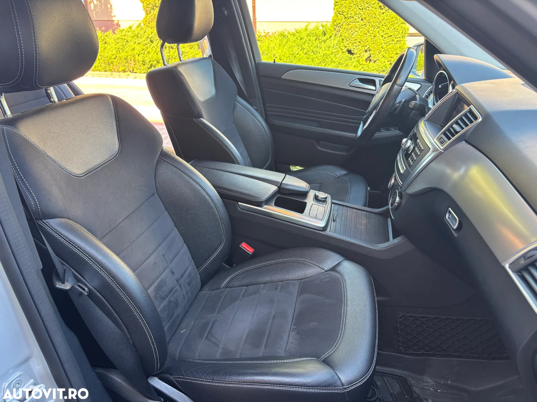 Mercedes-Benz ML 350 BlueTec 4MATIC Aut - 9