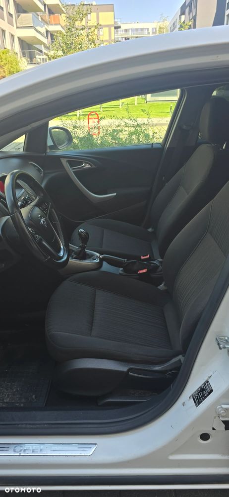 Opel Astra 1.4 Cosmo - 7