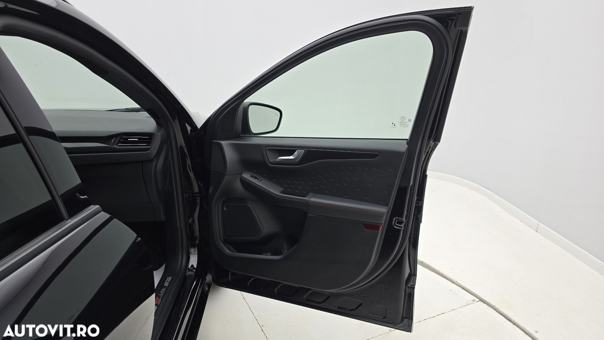 Ford Kuga - 18