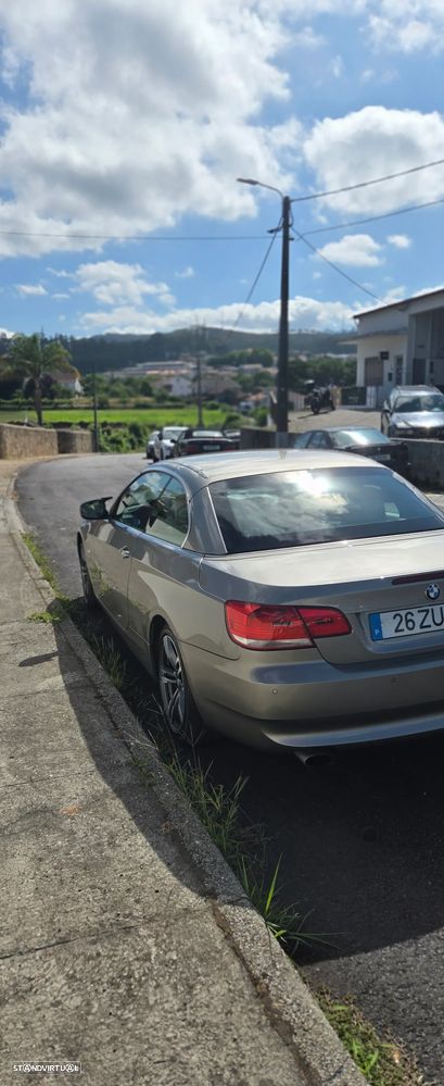 BMW 320 i Cabrio Auto - 9