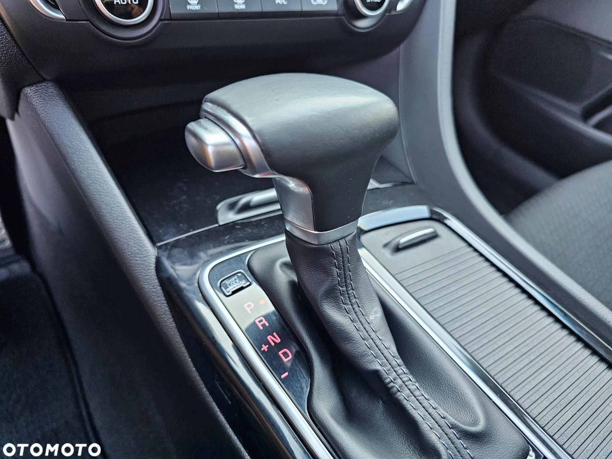 Kia Optima Sportswagon 1.6 CRDI DCT GT Line - 24