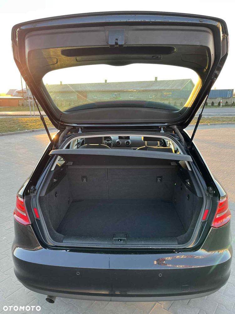 Audi A3 Sportback 1.6 TDI - 9
