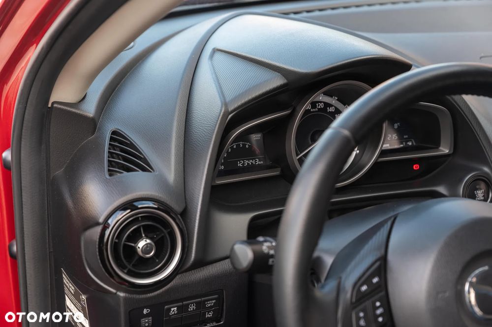 Mazda 2 SKYACTIV-G 90 Center-Line - 36