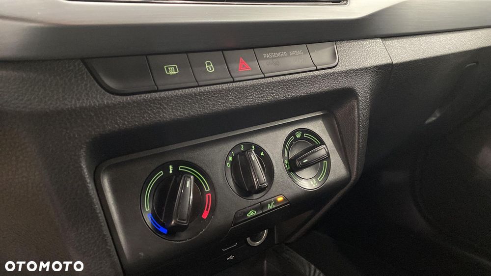 Skoda Fabia 1.0 TSI Ambition - 21