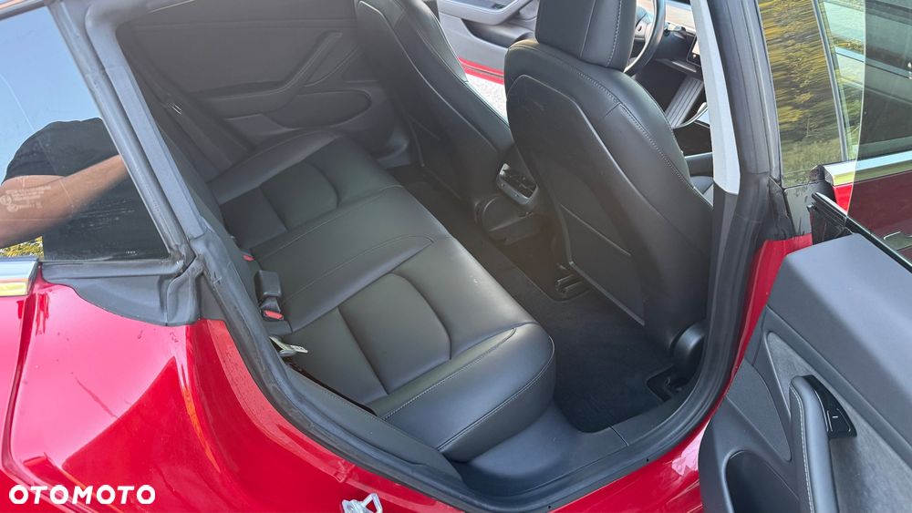 Tesla Model 3 Performance AWD - 22