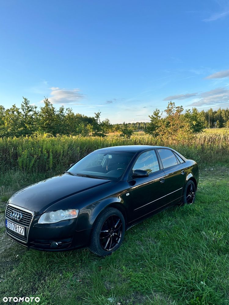 Audi A4 Limousine - 36
