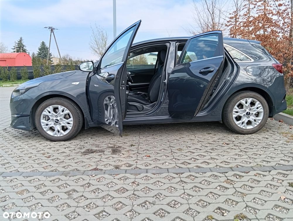 Kia Ceed 1.5 T-GDI M - 2