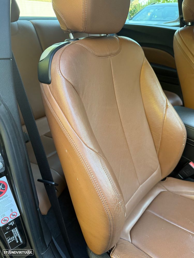 BMW 218 d Coupe Line Sport - 14