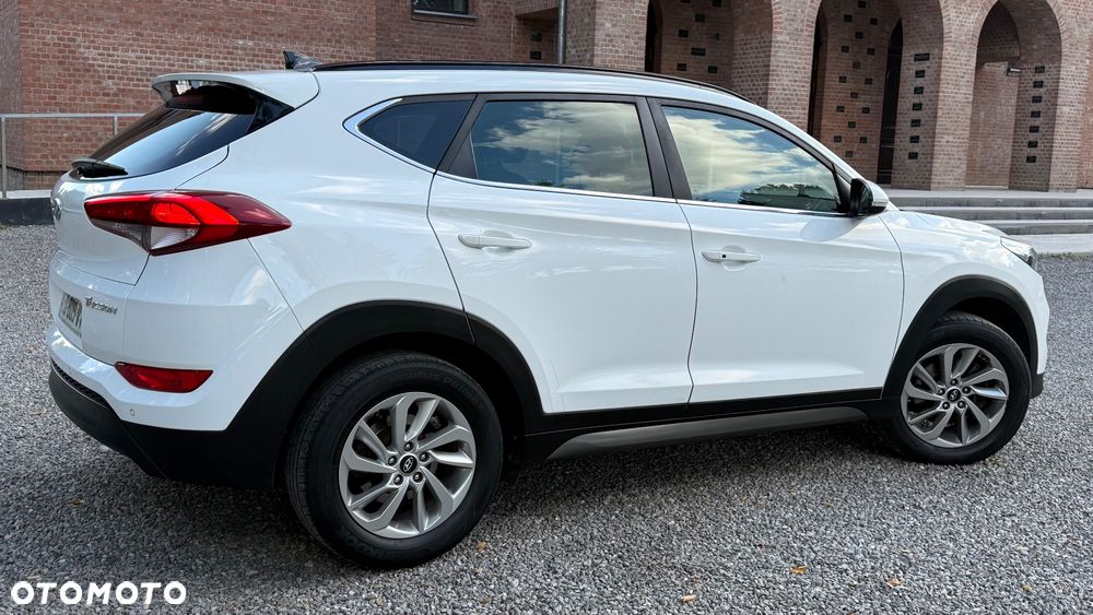 Hyundai Tucson blue 1.7 CRDi 2WD Style - 4