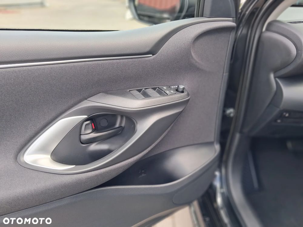 Toyota Yaris Hybrid 1.5 Comfort - 14