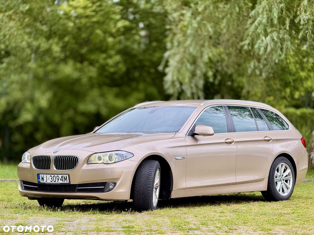 BMW Seria 5 520d xDrive - 2